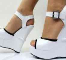 Бели сандали 2013