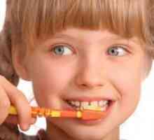 Децата паста за заби