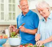 Исхрана за запек кај постарите лица