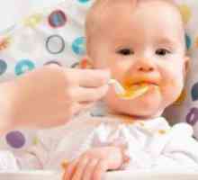 Како да се хранат вашето бебе во 8 месеци?