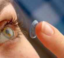 Како да се вметне на леќа во окото?