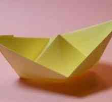 Како да се свитка брод направен од хартија?