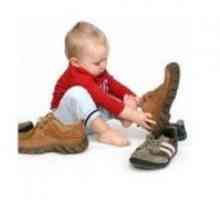 Како да се избере зима бебе чевли?