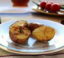 Печени компири во рерна во нивните јами