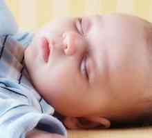 Зошто не спијат новороденче