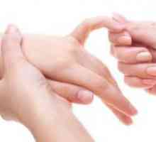 Пилинг на кожата на дланките