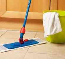 Четка за чистење на подот со микрофибер