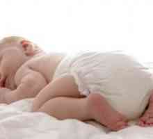 Колку спиење треба за новороденче?