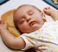 Колку спие дете во 3 месеци?