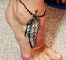 Тетоважа пенкало на нога