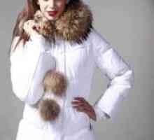 Жените зимска јакна со крзно на sintepon