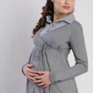 Бизнис облека за бремени жени