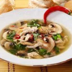 Супа од печурки со пилешко супа