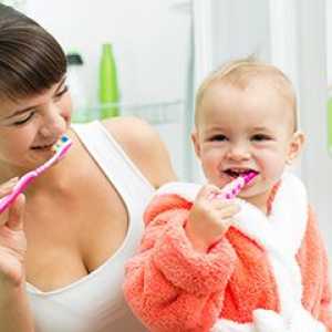Како да се исчисти забите на вашето дете