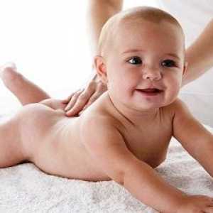 Како да масажа бебиња