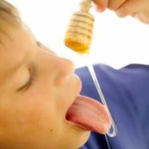 Како да се третираат стоматитис кај децата?