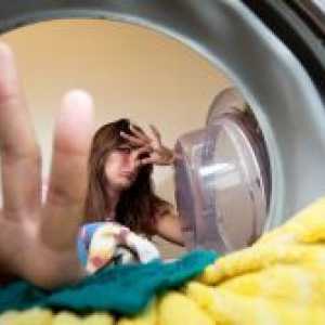 Како да се елиминира миризба во машината за перење?