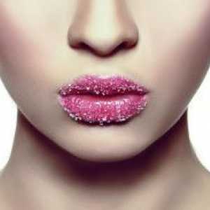 Како да се визуелно зголемување на усните?