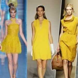 Краток жолт фустан