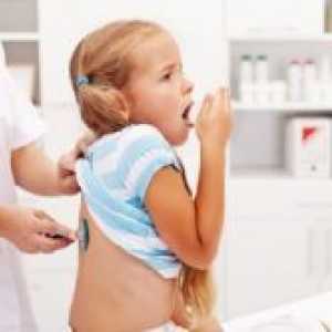 Влажна кашлица кај дете