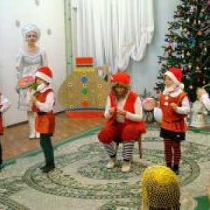 Божиќ танц во градинка