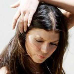 Губење на косата кај жените - Причини, третман