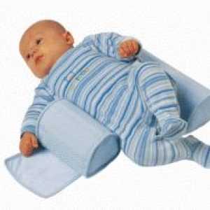 Ортопедски перница за новороденчиња