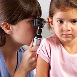 Воспаление на средното уво кај децата