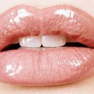 Трајна шминка ќе се зголеми обемот на усните без инекции