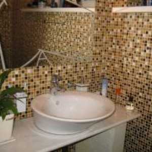 Мозаик плочки во бањата