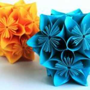Производи изработени од хартија - цвеќиња