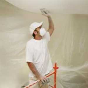 Подготовка за сликање на таванот
