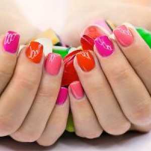 Розова нокти