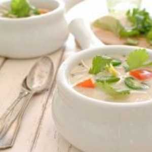 Тајландски супа со кокосово млеко
