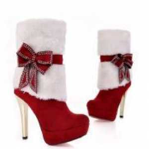 Зима црвени чизми